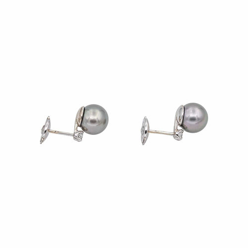Boucles d'oreilles Boucles d'oreilles en or blanc 18 carats avec perles de Tahiti et diamants 58 Facettes 4951641CN
