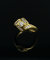 Bague Bague romboïdale années 1990 en or jaune 18 carats et diamants 58 Facettes
