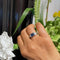 Bague 56.5 Bague est-ouest en platine avec saphir et diamants 58 Facettes DC980BDCB92743358BD35D7D4B8836CD