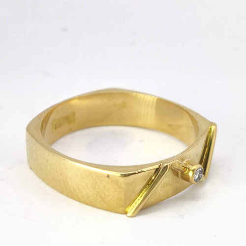 Bague 54 Bague en or jaune 18 carats avec diamant 58 Facettes 5623