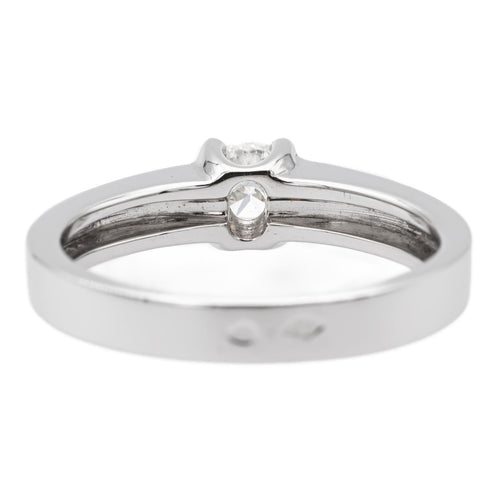 Bague 53 Bague solitaire en or blanc 18 carats avec diamant brillant 58 Facettes 578708RV