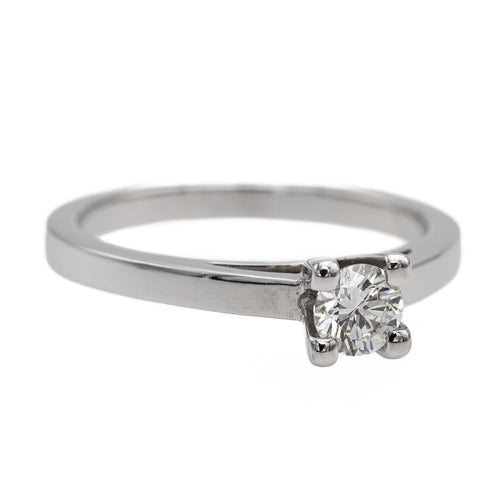 Bague 53 Bague solitaire en or blanc 18 carats avec diamant brillant 0,30 ct 58 Facettes 578752RV