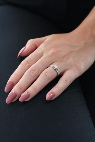 Bague 54 Bague solitaire en or blanc 18 carats avec diamants 0,68 ct 58 Facettes 578756RV