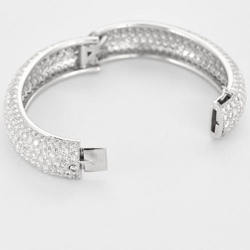 CARTIER - Exceptionnel bracelet jonc en platine et diamants 58 Facettes