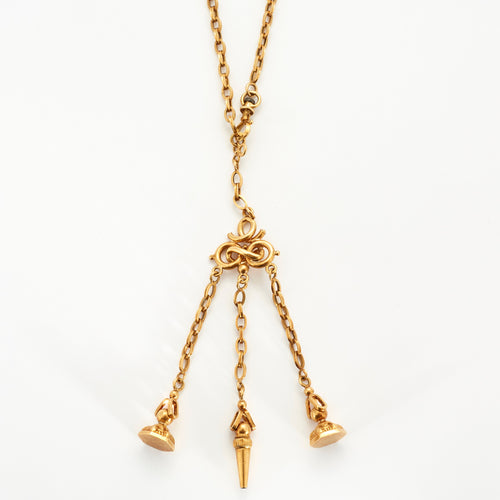 Collier Collier en or jaune centré d'une châtelaine 58 Facettes LF11