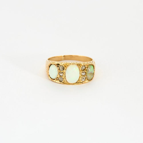 Bague 55 Elégante Bague Jarretière Or Jaune, Opale et Diamants 58 Facettes QUI05382