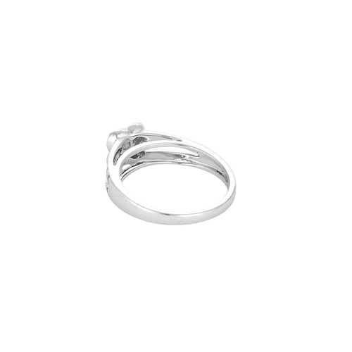 Bague 48 Bague motif floral en or blanc 18 carats et diamants 58 Facettes BO/250011/