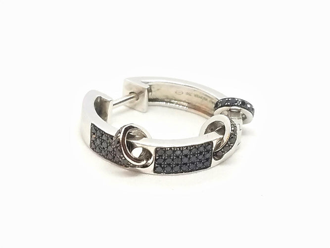 Boucles d'oreilles Asherali Knopfer - Boucle d’oreille créole en or blanc avec diamants noirs 58 Facettes 590021CN