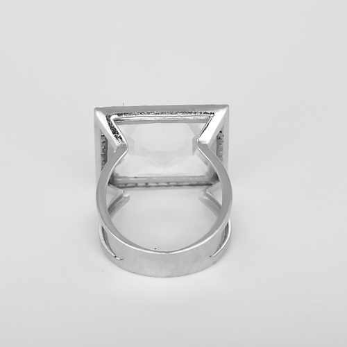 Bague 53 Bague cocktail en or blanc, aigue-marine : 10 carats et diamants : 0,20 carat 58 Facettes DV31450-45
