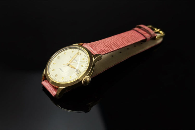 Montre Movado - Montre automatique années 1960 calibre 224A en or jaune 18 carats 58 Facettes