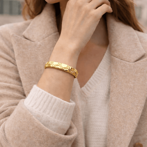 Bracelet Bulgari Alveare - Bracelet manchette en or jaune 18K (années 1980) 58 Facettes