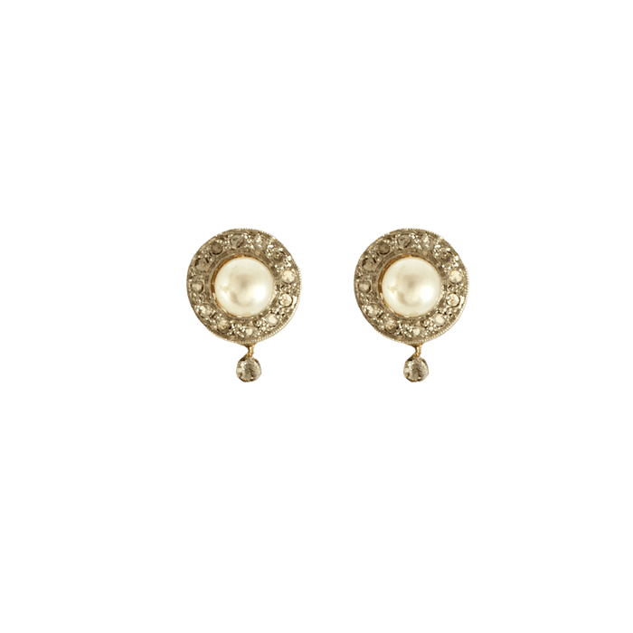 Boucles d'oreilles Paire de dormeuses anciennes, perles et diamants 58 Facettes