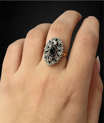 Bague 58 Bague baroque en or blanc avec péridot et diamants 58 Facettes