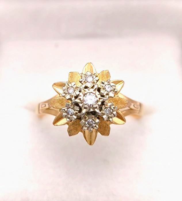 Bague fleur années 50 2 ors et diamant