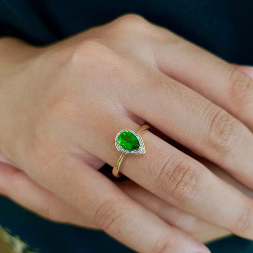 Bague 56 Bague diopside poire diamants or jaune 58 Facettes