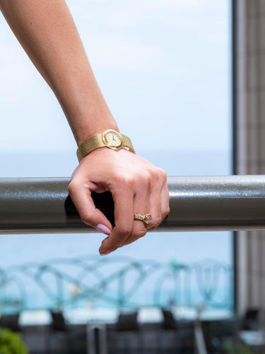 Montre Piaget - Montre femme ovale en or jaune 750 58 Facettes 963042CN