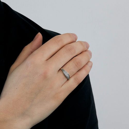 Bague 53.5 Bague or jaune et gris, diamants 58 Facettes DV2647-2