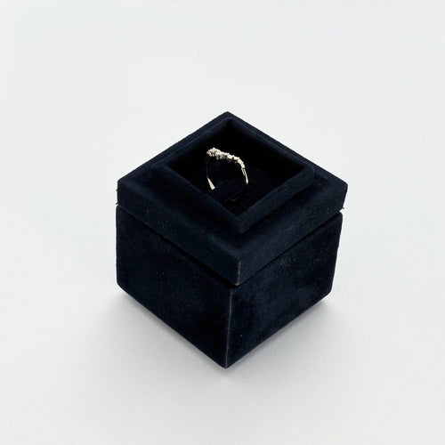 Bague Bague en or gris et diamants 58 Facettes DDV1767-2