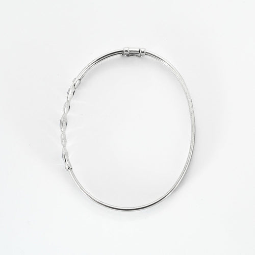 Bracelet 16 Bracelet or blanc- saphirs et diamants 58 Facettes DV0581-6