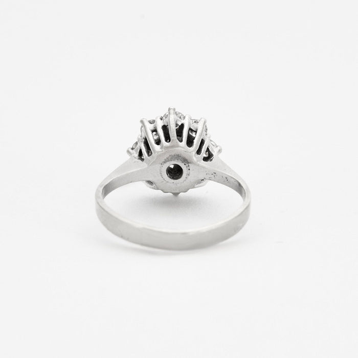 Bague 51 Bague Fleur en or gris et diamants 58 Facettes DV0647-3