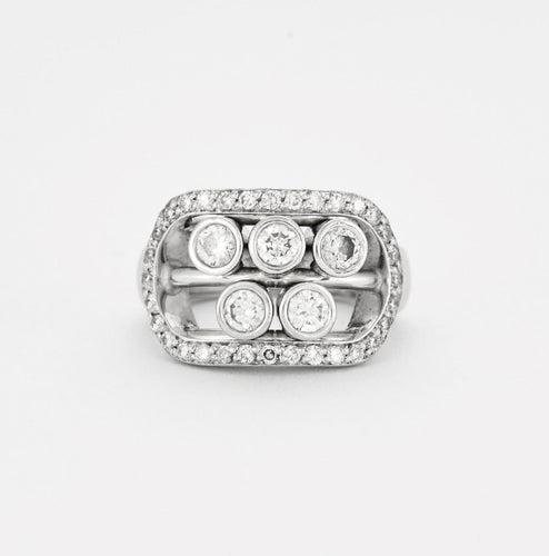 Bague 46 Bague en or gris et diamants mouvementés 58 Facettes DV3358-4