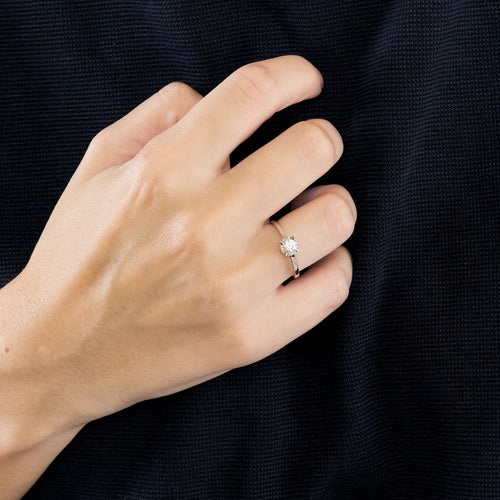 Bague 53 Bague solitaire en or gris et diamant 58 Facettes DV4184-12