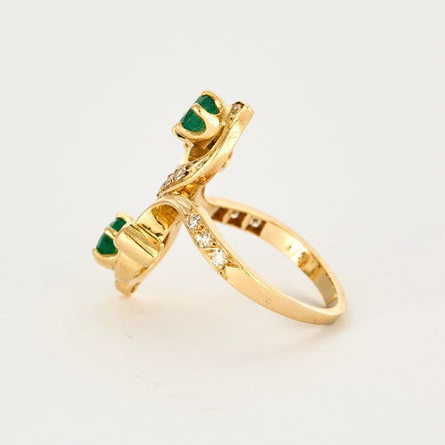 Bague or jaune émeraudes et diamants
