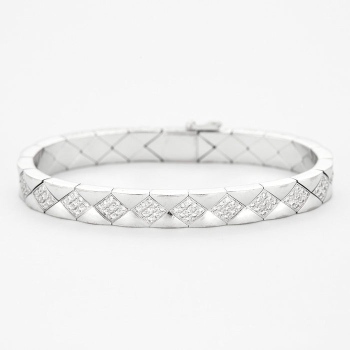 Bracelet CHANEL - Matelassé - Bracelet en or gris et diamants 58 Facettes DV6154-1