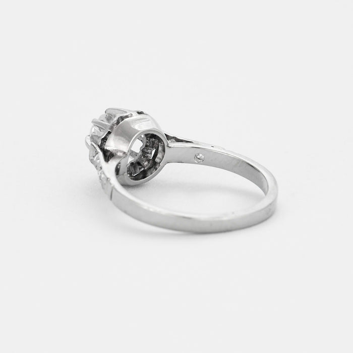 Bague solitaire platine, or gris et diamants