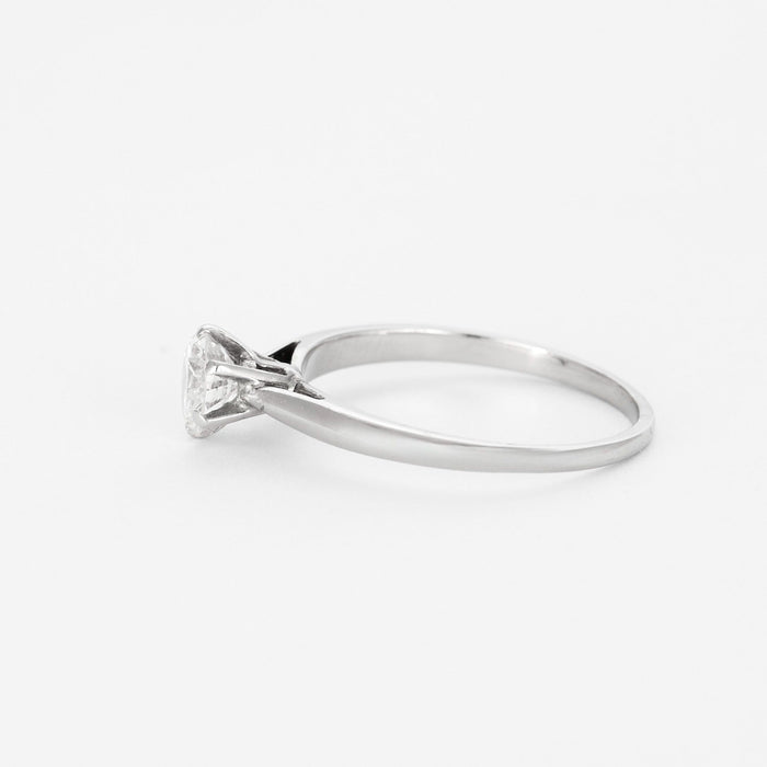 Bague solitaire en or gris  et diamant