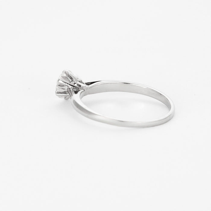 Bague solitaire en or gris  et diamant