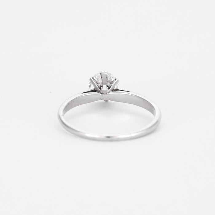 Bague solitaire en or gris  et diamant