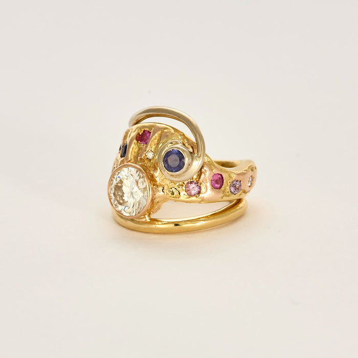 Bague moderniste or jaune et diamant 2,03 carats