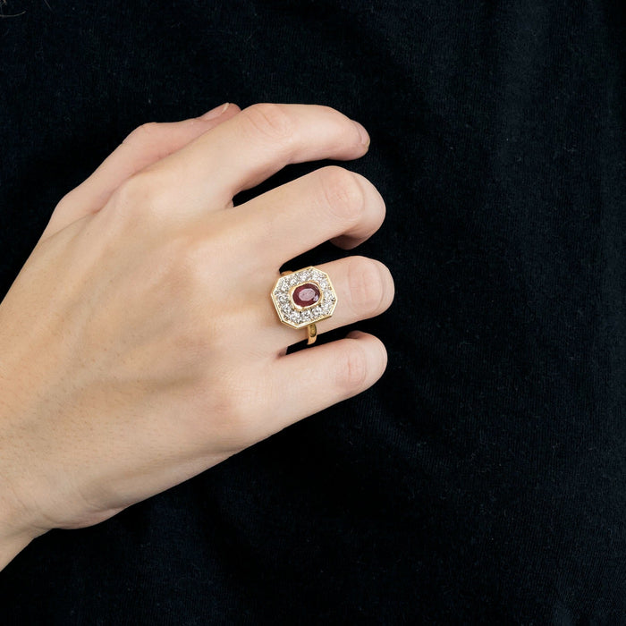 Bague en platine, or jaune, rubis et diamants