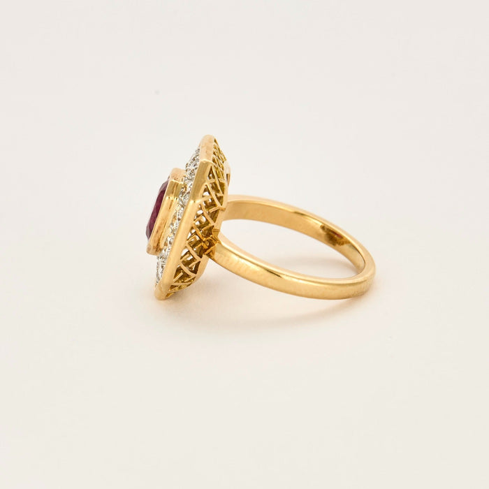 Bague en platine, or jaune, rubis et diamants