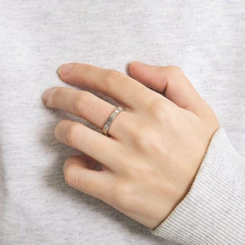 Bague 57 CARTIER - Bague Lanières or gris diamants 58 Facettes DV0728-1-57