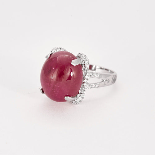 Bague 55 Bague or blanc, rubis cabochon et diamants 58 Facettes DV0671-18-DV0882-1