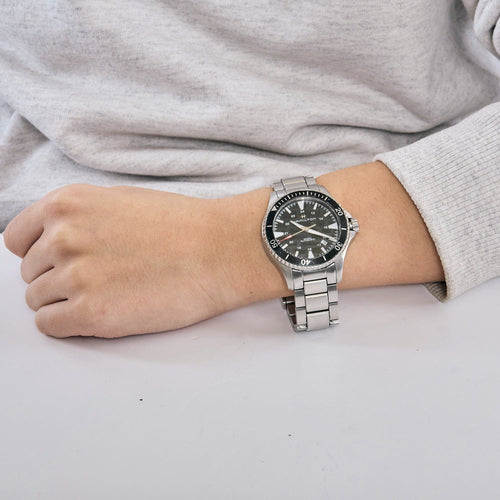 Montre HAMILTON - Khaki NAVY - Montre d'homme acier 58 Facettes DV0809-1