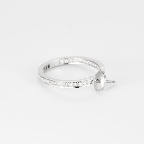 Boucles d'oreilles CHAUMET - Créoles en or blanc et diamants 58 Facettes DVO8O8-5