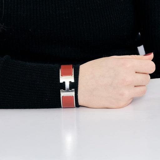 HERMES - Clic H - Bracelet en métal argenté palladié émaillé rouge 58 Facettes DV0654-6