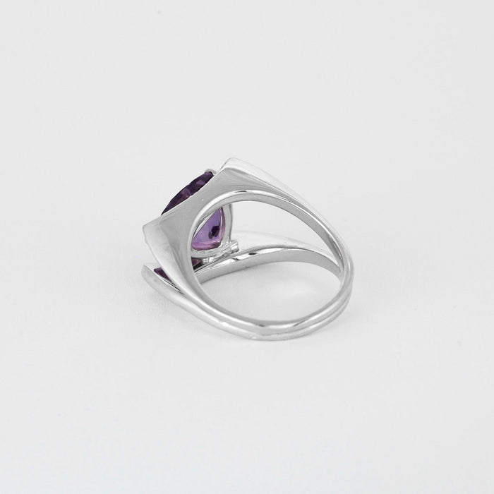 Bague 57 Bague en or blanc, améthyste et diamants 58 Facettes DV3030-1-57-3