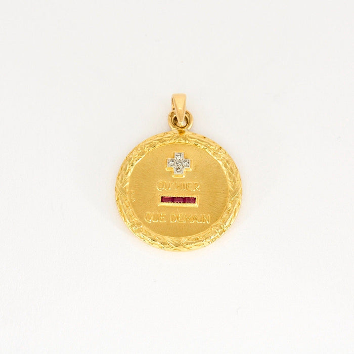 AUGIS - Médaille d'Amour or jaune, diamants et rubis synthétiques