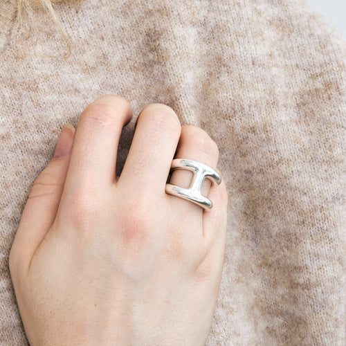 Bague 54 HERMÈS - Osmose - Bague en argent. 58 Facettes DV9454-1-54-23