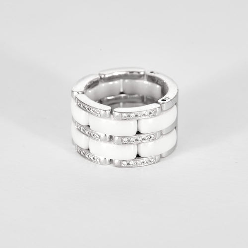 Bague 52 CHANEL - ULTRA - Bague céramique blanche, or gris et diamants. 58 Facettes DV11960-2-52-1