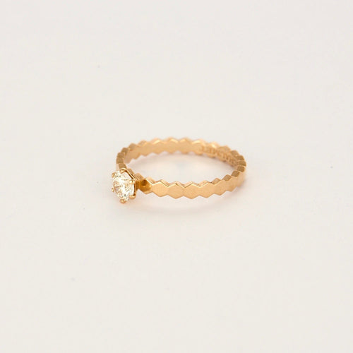 Bague 50 CHAUMET - Bague Solitaire Bee my Love or rose et diamants 58 Facettes DV7745-2