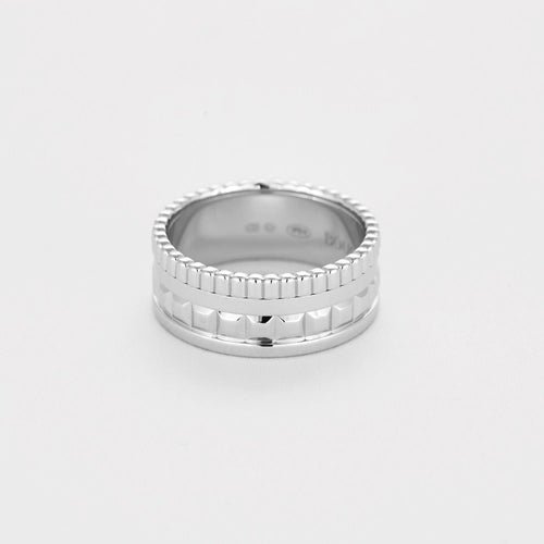 Bague 50 BOUCHERON - Quatre Radiant - Bague en or gris 58 Facettes DV0966-2-50-2