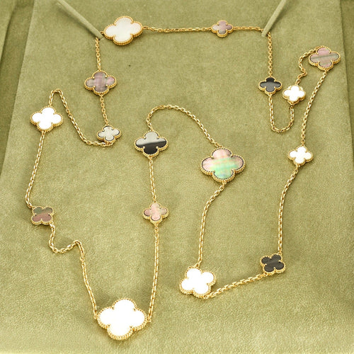 VAN CLEEF & ARPELS - Magic Alhambra - Collier Sautoir, or jaune, onyx et nacre