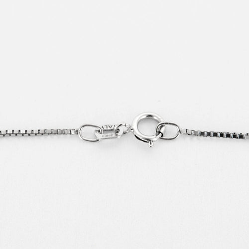 Collier Collier en or gris et pendentis diamants 58 Facettes DV0996-3