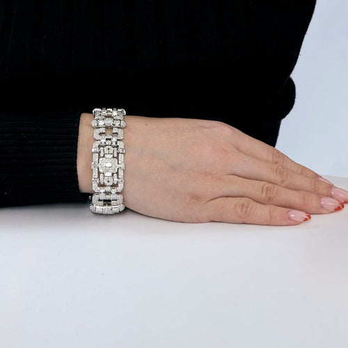 Bracelet Magnifique bracelet articulé de style art déco en or gris et diamants 58 Facettes DV4479-14