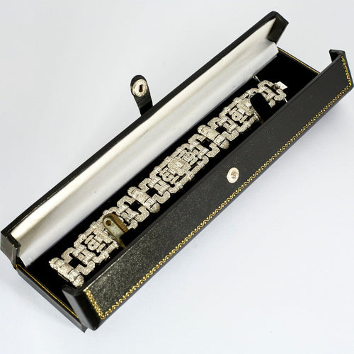 Bracelet Magnifique bracelet articulé de style art déco en or gris et diamants 58 Facettes DV4479-14